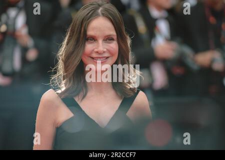 Cannes, Frankreich. 18. Mai 2023. CANNES, FRANKREICH - MAI 18: Calista Flockhart besucht den roten Teppich „Indiana Jones and the Dial of Destiny“ während des 76. Jährlichen Filmfestivals in Cannes am 18. Mai 2023 im Palais des Festivals in Cannes, Frankreich. (Foto: Luca Carlino/NurPhoto)0 Kredit: NurPhoto SRL/Alamy Live News Stockfoto