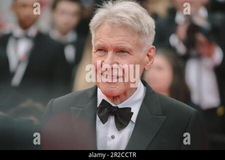 Cannes, Frankreich. 18. Mai 2023. CANNES, FRANKREICH - MAI 18: Harrison Ford besucht den roten Teppich „Indiana Jones and the Dial of Destiny“ während des 76. Jährlichen Filmfestivals in Cannes am 18. Mai 2023 im Palais des Festivals in Cannes, Frankreich. (Foto: Luca Carlino/NurPhoto)0 Kredit: NurPhoto SRL/Alamy Live News Stockfoto