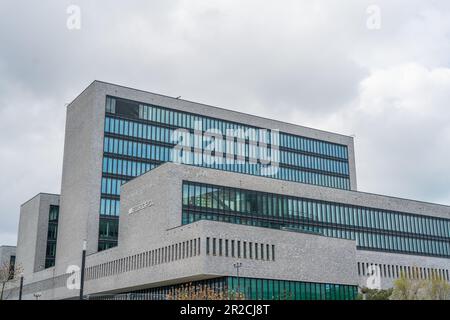 Den Haag, Niederlande - 26. April 2023: Europol-Hauptsitz in Den Haag. Es ist die Europäische Polizeidienststelle für organisierte Kriminalität. Stockfoto