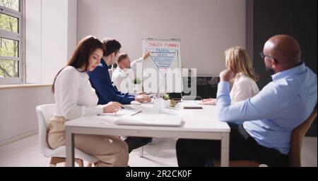 Vielfältiges Professionelles Team Von Geschäftsleuten. Professionelle Teamarbeit Stockfoto