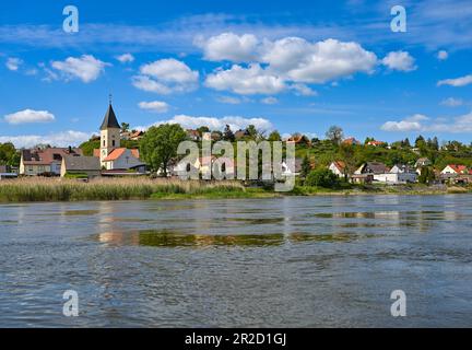 Lebus, Deutschland. 18. Mai 2023. Die Stadt Lebus an der deutsch-polnischen Grenze der oder in Ostbrandenburg. Kredit: Patrick Pleul/dpa/Alamy Live News Stockfoto