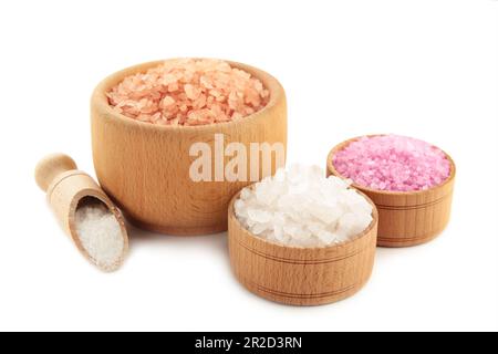 Himalaya Salz grob und fein auf weiß isoliert. Stockfoto
