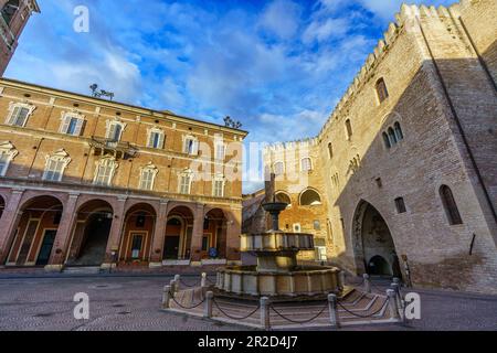 Fabriano, eine italienische Stadt der Renaissance Stockfoto