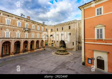 Fabriano, eine italienische Stadt der Renaissance Stockfoto