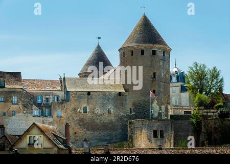 Semur en Auxois. Cote d'Or-Abteilung. Morvan Regional-Naturpark. Bourgogne Franche Comte. Frankreich Stockfoto