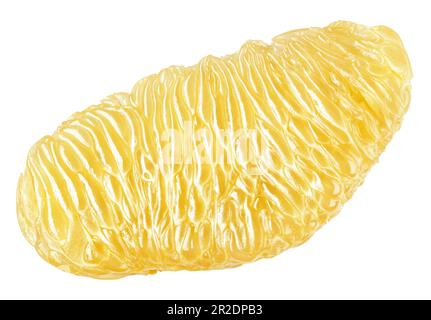 Fruchtfleisch aus Pomelo-Zitrusscheiben, isoliert auf weißem Hintergrund mit Schnittpfad. Pomelo-Fruchtfleisch. Volle Schärfentiefe. Stockfoto