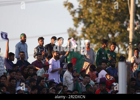 Die Menge der Cricket-Fans beim Third One Day International (ODI)-Spiel Bangladesch-Indien im Zahur Ahmed Chowdhury Stadium, Sagorika, Chattograme, Stockfoto