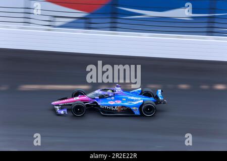 Indianapolis, Usa. 18. Mai 2023. Conor Daly (20) aus den Vereinigten Staaten und Ed Carpenter Racing trainieren für den 2023 Indy 500 auf dem Indianapolis Motor Speedway in Indianapolis, Indiana. Kredit: SOPA Images Limited/Alamy Live News Stockfoto