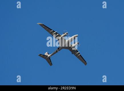 Baykar Bayraktar AKINCI, beladen mit Roketsan, Mam-l und Mam-C Munition, ist ein unbemanntes Kampfflugfahrzeug in großer Höhe (High-Altitude Long-Endurance, HALE) Stockfoto