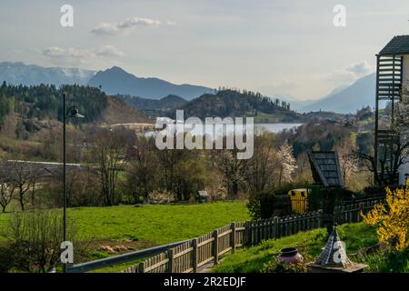 Blick von Baselga di Pine auf den See Serraia, Trentino Alto Adige, Italien Stockfoto