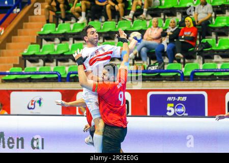 Das 2023. Spiel der afrikanischen Handball-Konföderation für Männer zwischen Zamalek und dem Sporting Club in Kairo, Ägypten. Stockfoto