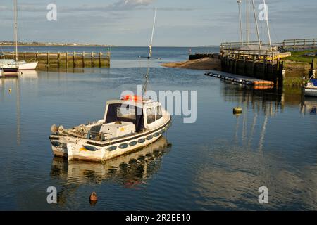 Hill Head Harbour an der Mündung des Meon River in Hampshire. England im Frühling. Stockfoto