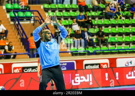 Das 2023. Spiel der afrikanischen Handball-Konföderation für Männer zwischen Zamalek und dem Sporting Club in Kairo, Ägypten. Stockfoto