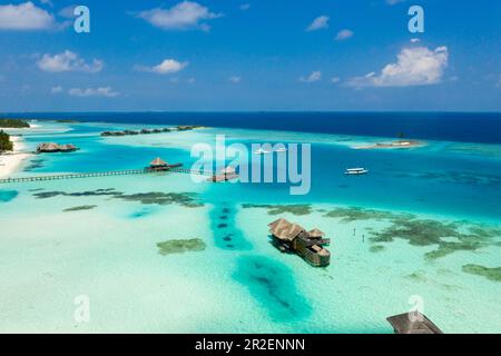 Luftaufnahme auf die Ferieninsel Lankanfushi, das Nordmännliche Atoll, den Indischen Ozean und die Malediven Stockfoto
