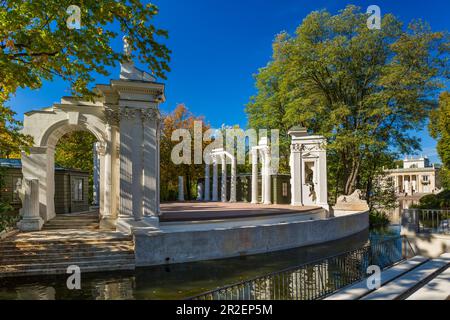 Königlicher Garten in Warschau, genannt Lazienki Krolewskie, Amphitheater, Palast auf dem Wasser, Warschau, Region Mazovia, Polen, Europa Stockfoto