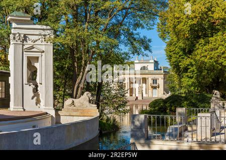 Königlicher Garten in Warschau, genannt Lazienki Krolewskie, Palast auf dem Wasser, Warschau, Mazovia Region, Polen, Europa Stockfoto