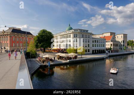 Lange Bruecke mit Stadtpalast, Landtag, Otto-Braun-Platz und Humboldtstraße, Alte Fahrt der Havel, Potsdam, Bundesland Brandenburg Stockfoto