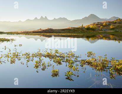 Aiguille d'Arves, Lac Guichard, Col de la Croix de Fer, Rhone-Alpes, Savoy, Frankreich Stockfoto