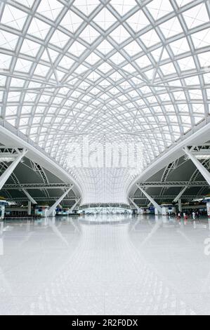 Südbahnhof Guangzhou, TPF Farrells Architects, Provinz Guangdon, China Stockfoto