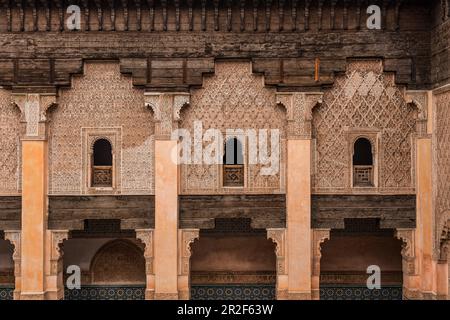 Die alte Koran-Schule Medersa Ben Youssef in der Medina von Marrakesch, Marokko Stockfoto