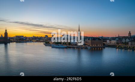 Panoramablick auf die Stadt während des Sonnenrausches in Stockholm, Schweden Stockfoto