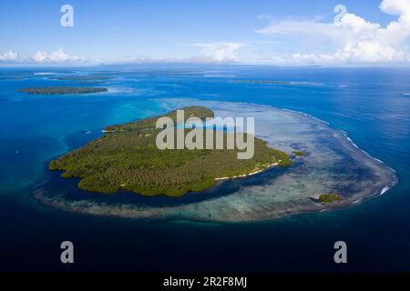 Blick auf die Inseln Balgai Bay, New Ireland, Papua-Neuguinea Stockfoto