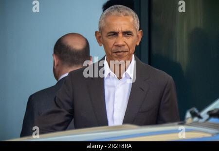 Berlin, Deutschland. 03. Mai 2023. Der ehemalige US-Präsident Barack Obama wird vom deutschen Bundeskanzler Olaf Scholz im Bundeskanzleramt gesehen. Obama ist von dem Einreiseverbot für 500 US-Bürger betroffen, das Russland verhängt hat. Kredit: Michael Kappeler/dpa/Alamy Live News Stockfoto
