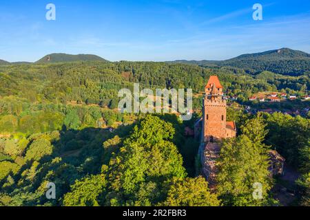 Das Schloss Berwartstein bei Erlenbach, Dahn, Wasgau, Pfalz, Rheinland-Pfalz, Deutschland Stockfoto