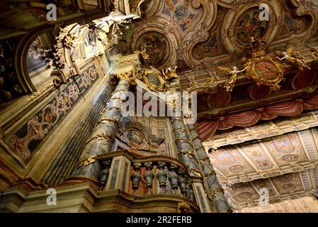 In der Oper in der Altstadt von Bayreuth, innen, Holz, Bühne, Decke, UNESCO-Weltkulturerbe, Oberfrankreich, Bayern, Deutschland Stockfoto