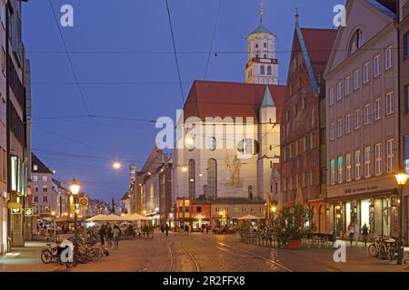 Katholische Kirche St. Moritz und Maximilianstraße, Augsburg, Schwaben, Bayern, Deutschland Stockfoto