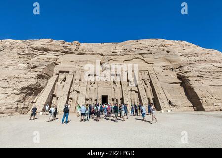 Der Tempel von Hathor in Abu Simbel Stockfoto