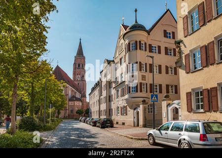 Freyung mit Blick auf St. Jodok in Landshut, Bayern, Deutschland Stockfoto