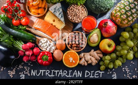 Lebensmittel, die die nutritarische Ernährung darstellen, die den allgemeinen Gesundheitszustand verbessern kann Stockfoto