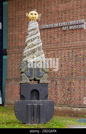 Kunstmuseum in Trondheim und Skulptur davor, Provinz Soer-Trondelag, Trondelag, Norwegen, Europa Stockfoto