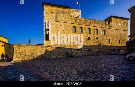 Picasso-Museum im Chateau Grimaldi in Antibes, Departement Alpes-Maritimes, französische Riviera, Frankreich Stockfoto