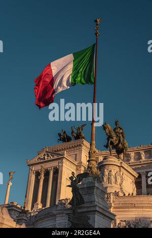 Reiterstatue von Victor Emmanuel II., Nationaldenkmal für Victor Emmanuel II., Monumento a Vittorio Emanuele II., Rom, Latium, Italien, Europa Stockfoto
