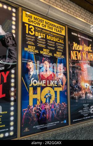 Shubert Alley Broadway Play Posters, New York City, USA 2023 Stockfoto