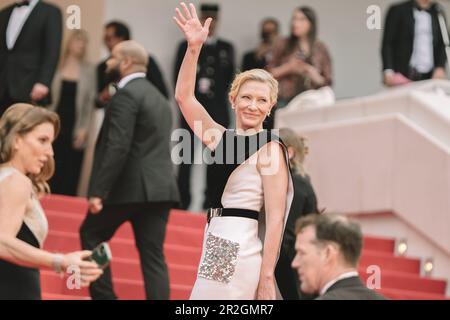 Cannes, Frankreich. 19. Mai 2023. CANNES, FRANKREICH - MAI 19: Cate Blanchett besucht den roten Teppich „The Zone of Interest“ während des 76. Jährlichen Filmfestivals in Cannes am 19. Mai 2023 im Palais des Festivals in Cannes, Frankreich. (Foto: Luca Carlino/NurPhoto) Kredit: NurPhoto SRL/Alamy Live News Stockfoto