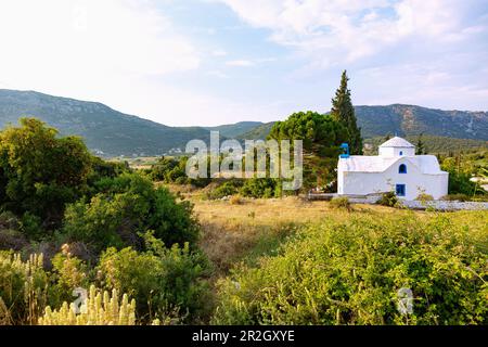 Kirche Agia Triada im Kloster Moni Agia Zoni im Osten der Insel Samos in Griechenland Stockfoto