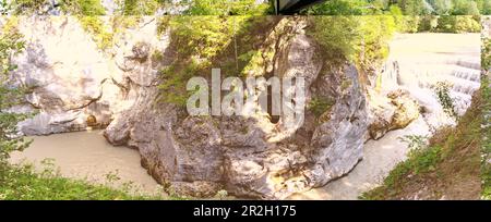 Lechfall bei Füssen im Bezirk Ziegelwies in Östallgäu in Bayern Stockfoto