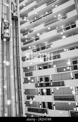 Fahrstuhl einer Hotellobby. Stockfoto