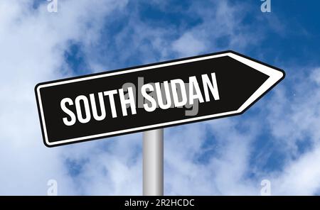 südsudan-Straßenschild auf blauem Himmelshintergrund Stockfoto