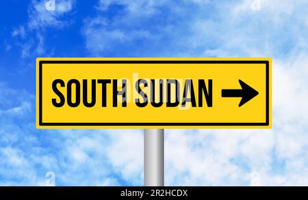 südsudan-Straßenschild auf blauem Himmelshintergrund Stockfoto