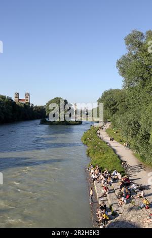 Isar in Untergiesing/Au, Bayern, Deutschland, neu gestaltet Stockfoto