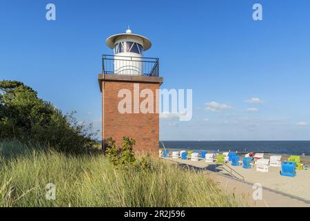 Leuchtturm Olhörn am Strand von Wyk, Insel Foehr, Schleswig-Holstein, Deutschland Stockfoto