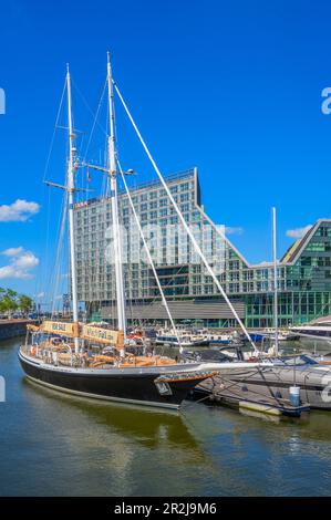 IJdock in Westerdock, Amsterdam, Benelux, Benelux, Nordholland, Noord-Holland, Niederlande Stockfoto