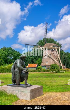 De Riekermolen in Amstelpark mit Rembrandt-Statue, Amsterdam, Benelux, Benelux-Länder, Nordholland, Noord-Holland, Niederlande Stockfoto