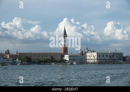 Blick auf St.. Markusplatz, Markusplatz von Giudecca, Venedig, Venetien, Italien, Europa Stockfoto