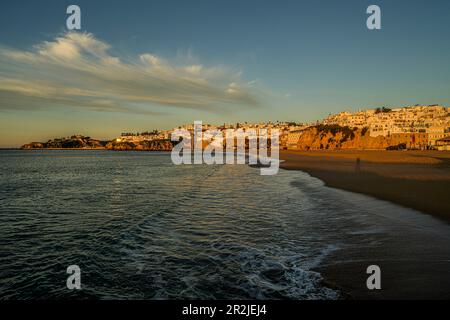 Albufeira im Morgenlicht, Albufeira, Algarve, Portugal Stockfoto