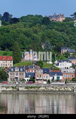 Villequier und der Fluss Seine, Seine-Maritime, Normandie, Frankreich Stockfoto